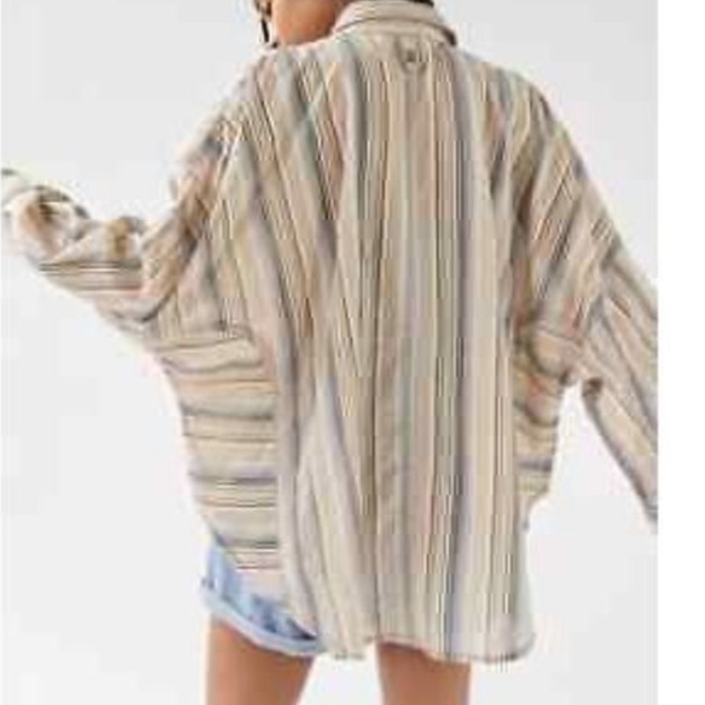 NWT Striped BDG Urban Outfitters Oversized Button Down - Picture 13 of 13